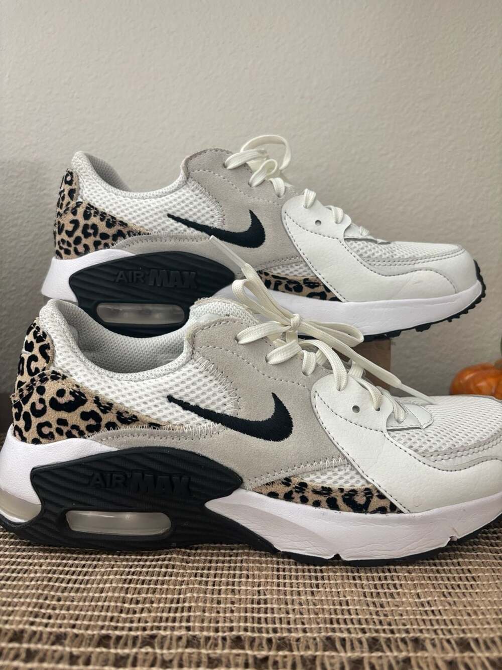 Nike Women's Air Max Excee Leopard Summit White Black HQ2115-100